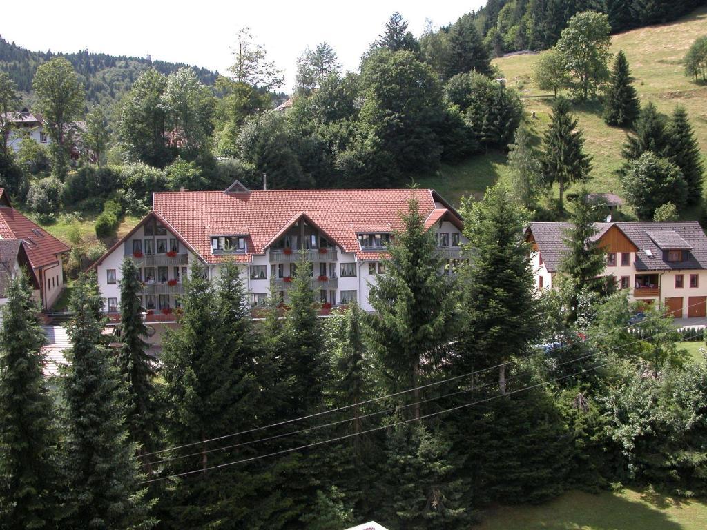 Aparthotel Kupferkanne 토트무스 외부 사진